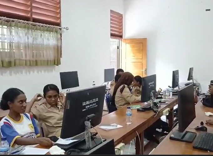 Suara Papua Pu Sobat Bekali 39 Siswa SMAN 1 Jayapura Materi Jurnalistik
